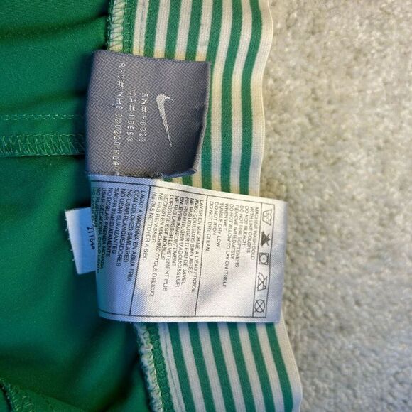 Nike Women’s Medium Activewear Shorts Green Elastic Waist - Picture 6 of 10